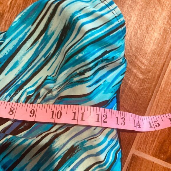 Attarco Turquoise and Black Tankini - Picture 6 of 7